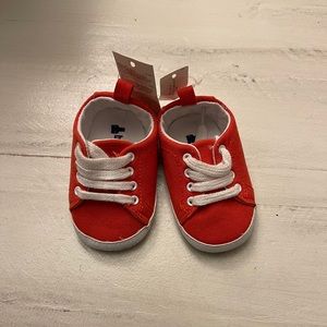 Baby Boy Baby Gap Red Tennis Shoes NWT (Sz:3-6m)